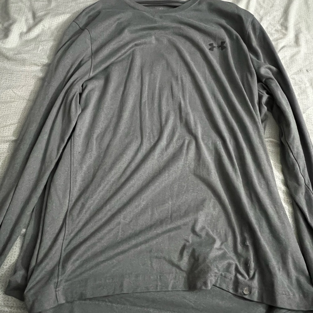 Under Armour long sleeve shirt